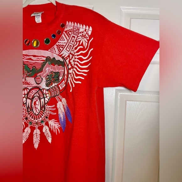 VINTAGE FAST FASHION OF CALIFORNIA Women’s Hand Painted T-shirt, One Size - Picture 13 of 16